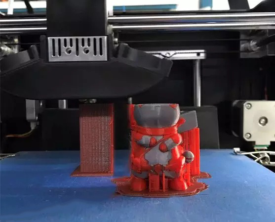 混色3d打印机打印皮卡丘模型