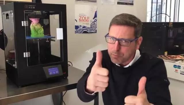 购买3d打印机外国客户