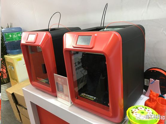 即将上市推出桌面级混色3打印机珊瑚X5 即将上市推出桌面级混色3打印机珊瑚X5